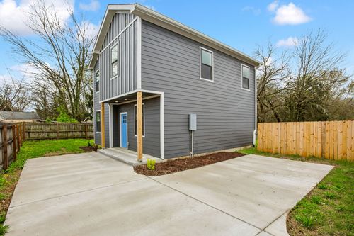 727 Flint Ridge Dr, Whites Creek, TN, 37189-9250 | Card Image