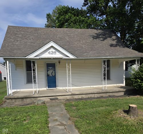 426 Walnut St, Lapel, IN, 46051-5553 | Card Image