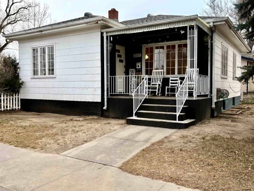 600 Birch St, Douglas, WY, 82633-2655 | Card Image