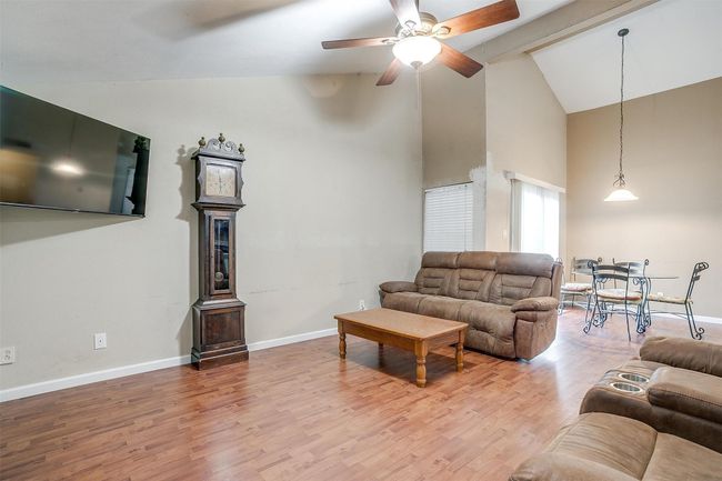 7228 Wayfarer Trl, House other with 4 bedrooms, 2 bathrooms and null parking in Fort Worth TX | Image 6