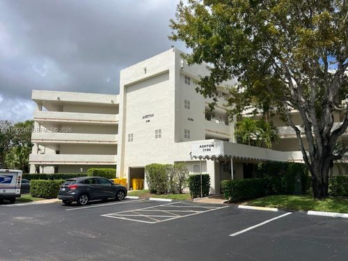 211-3186 Via Poinciana, Lake Worth, FL, 33467-1482 | Card Image