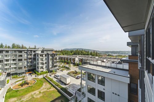 619-3594 Malsum Dr, North Vancouver, BC, V7G0B2 | Card Image