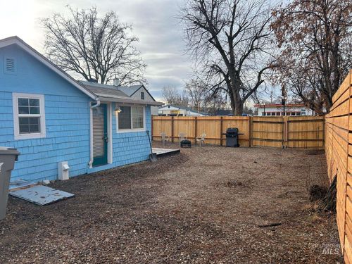 1704 S Vista Ave, Boise, ID, 83705-3166 | Card Image