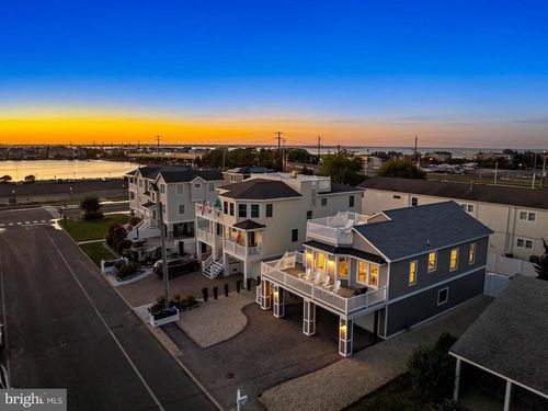 369 W 10th St, SHIP BOTTOM, NJ, 08008-6307 | Card Image