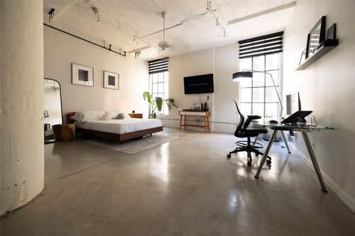 apt-618-1122 Jackson St, Dallas, TX, 75202-5241 | Card Image