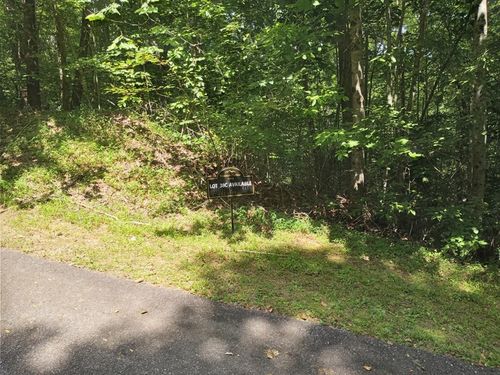 38C Ash Branch Cir, Hayesville, NC, 28904-4881 | Card Image