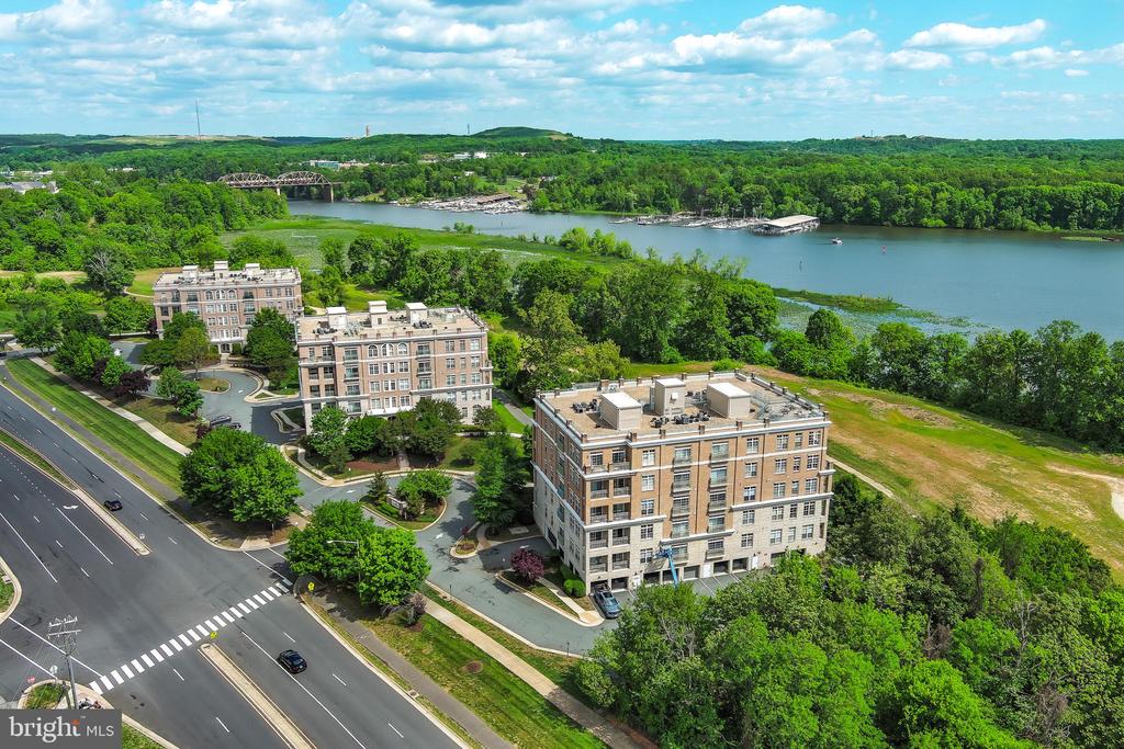 Residential in WOODBRIDGE 5