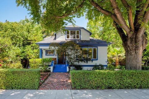 1245 Waverley St, Palo Alto, CA, 94301-2749 | Card Image