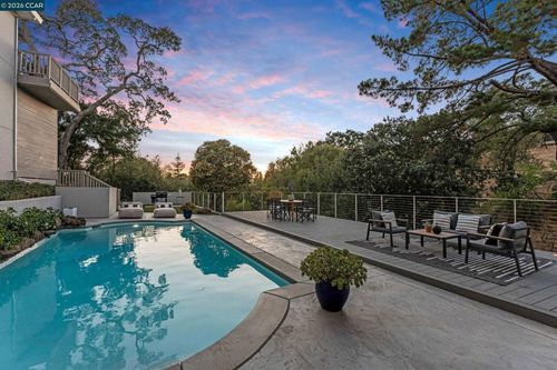 127 Caminar Way, Walnut Creek, CA, 94596-6705 | Card Image