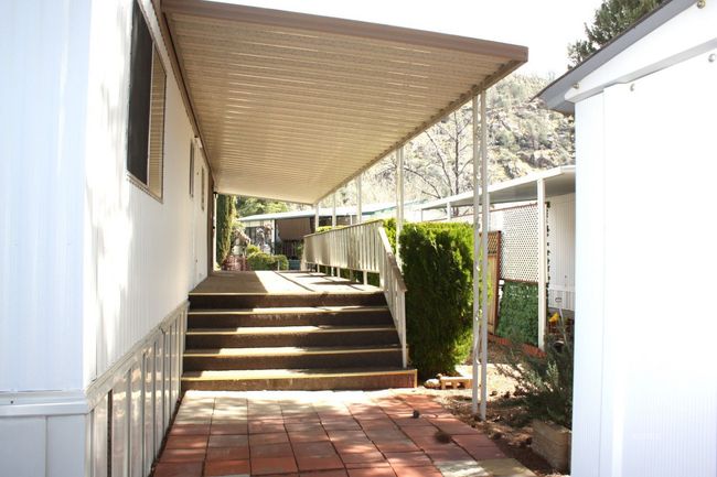 Deck Entry | Image 13