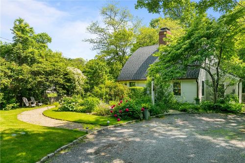 1912 Crandall Rd, Tiverton, RI, 02878-2751 | Card Image