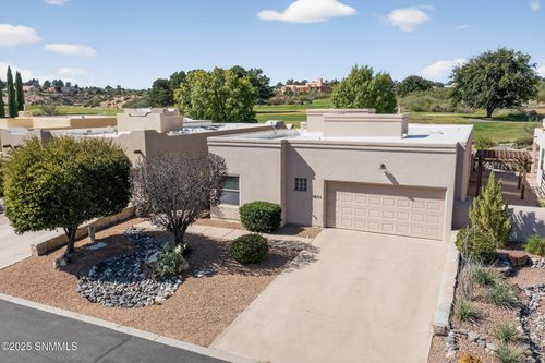 1531 Fairway Village Dr, Las Cruces, NM, 88007-4830 | Card Image