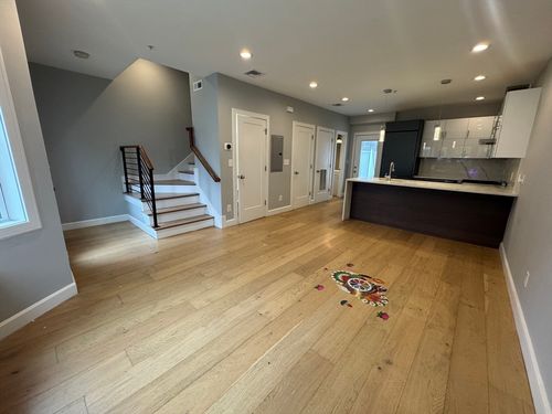 twnhse-48 Robey St, Boston, MA, 02119-3051 | Card Image