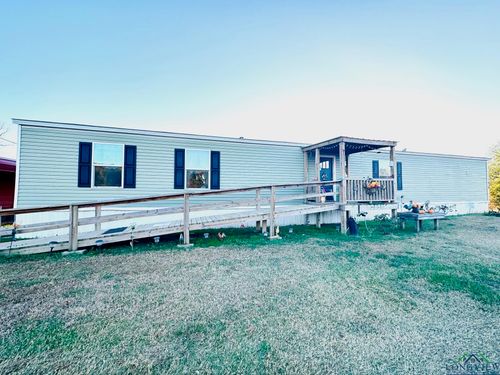 179 County Road 3343, Omaha, TX, 75571-3117 | Card Image