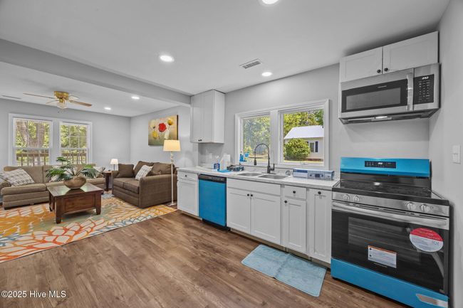 10378 Neuse Rd, House other with 3 bedrooms, 2 bathrooms and null parking in Grantsboro NC | Image 9