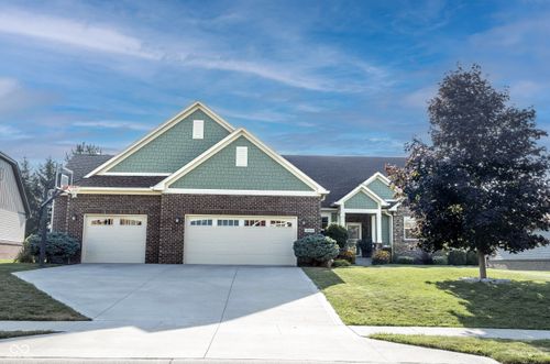 18760 Cromarty Cir, Noblesville, IN, 46062-7548 | Card Image