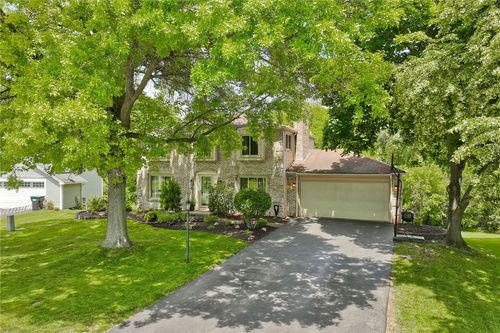 28 Black Mallard Cir, Fairport, NY, 14450-8953 | Card Image