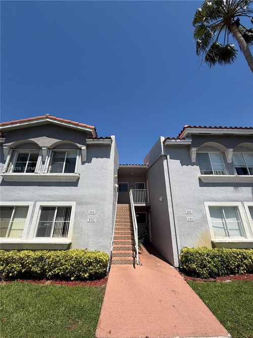 4-4768 Nw 114th Ave, Doral, FL, 33178-4276 | Card Image