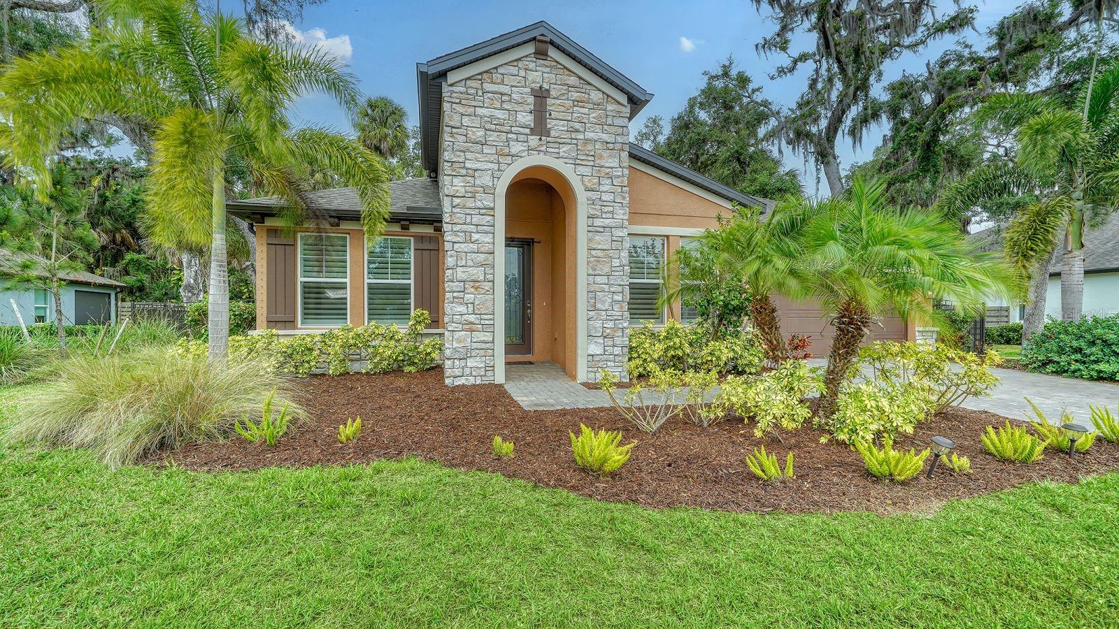 Sylvan Lea Dr, Sarasota, FL 34240