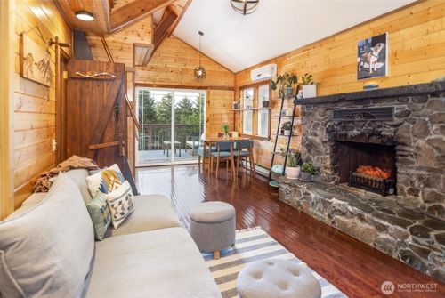 451 Aspen Springs Rd, Cle Elum, WA, 98922-8405 | Card Image