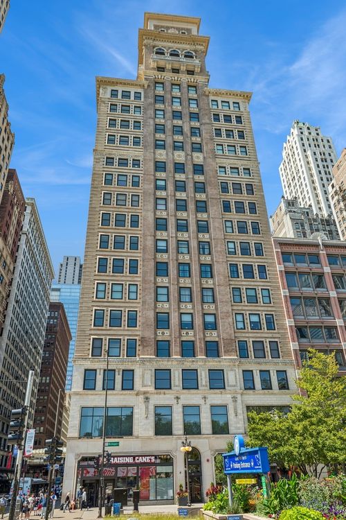 1409-6 N Michigan Ave, Chicago, IL, 60602-4892 | Card Image