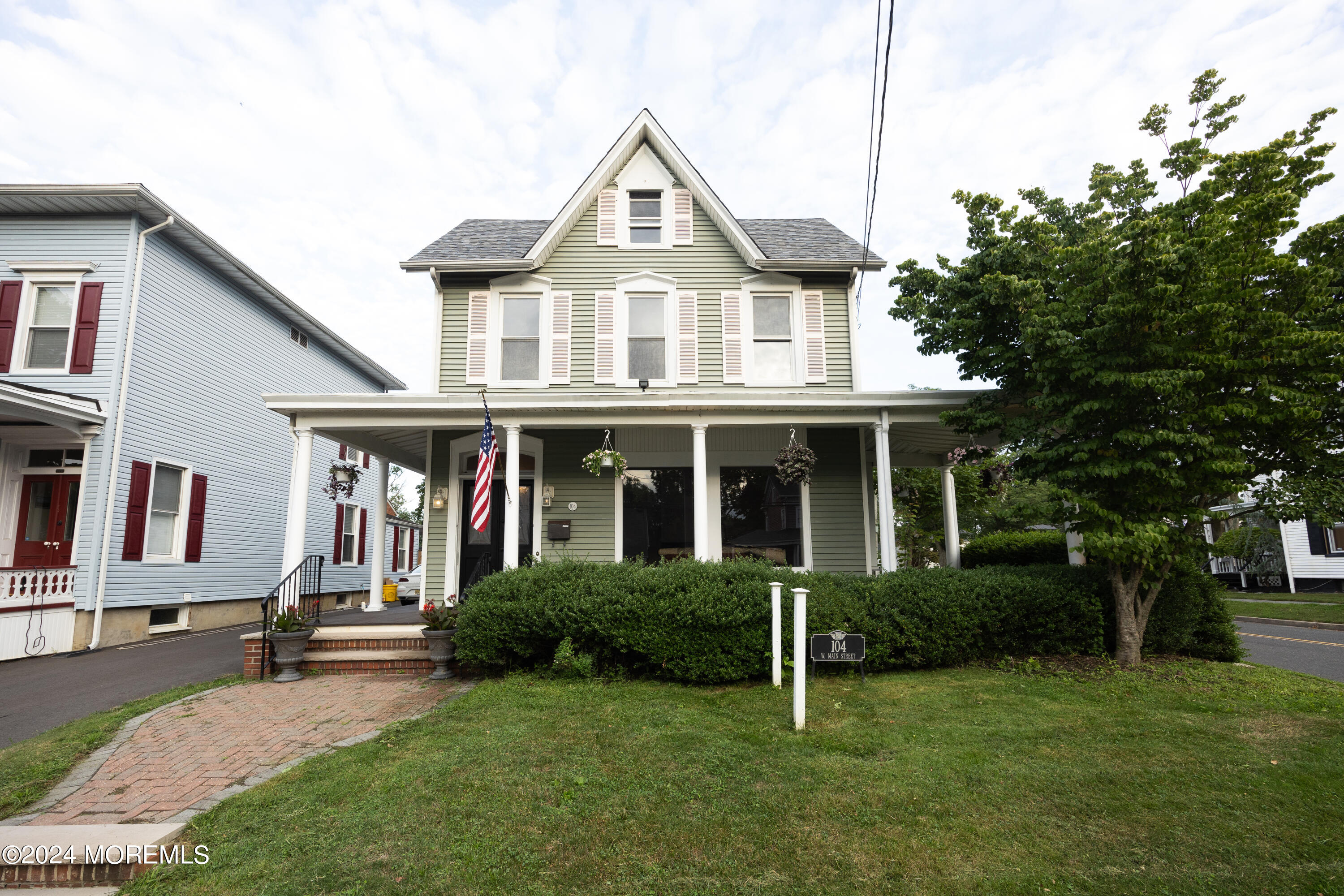 Main St, Freehold, NJ 07728