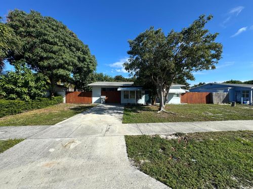 2550 Ne 7th Ter, Pompano Beach, FL, 33064-6468 | Card Image