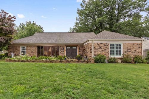 6921 Stornaway Dr, Memphis, TN, 38119 | Card Image