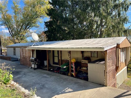 98 Graham Ln, Colliers, WV, 26035-1670 | Card Image