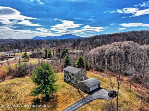14 Durham Woods Rd, Durham, NY, 12422-5133 | Card Image