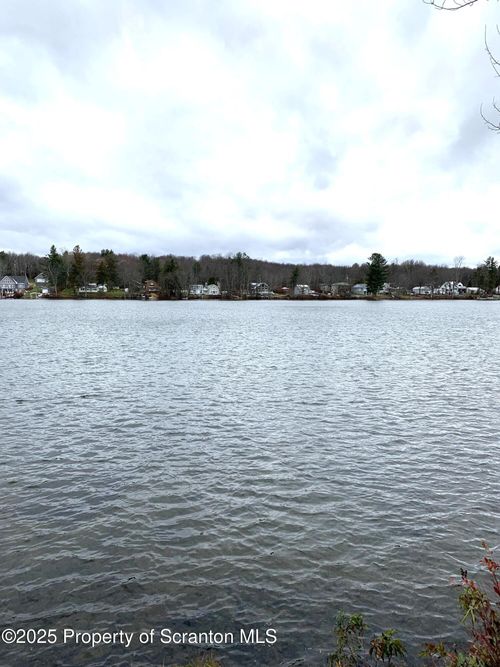 335 S Shore Dr, Thompson, PA, 18465-9216 | Card Image