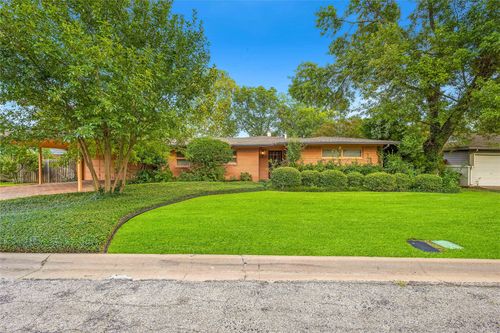 3712 Scranton Dr, Richland Hills, TX, 76118-5536 | Card Image