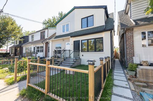 12 Marigold Ave, Toronto, ON, M4M3B2 | Card Image