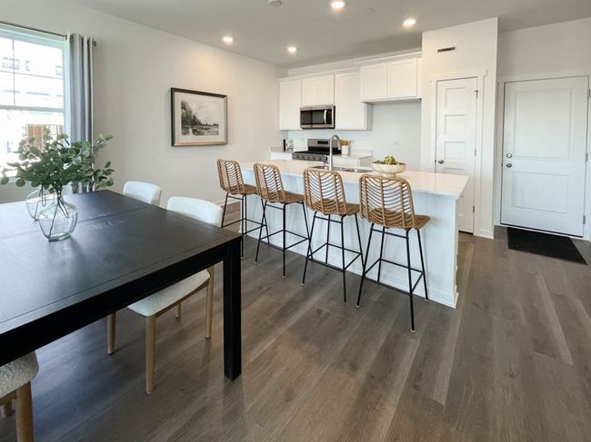 2235 Riesling Rd, Townhouse with 3 bedrooms, 3 bathrooms and 2 parking in Oswego IL | Image 6