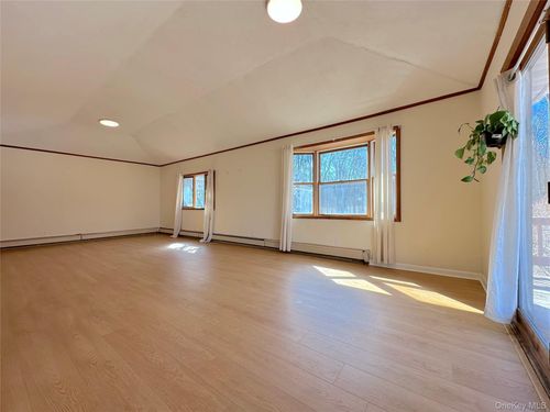 15 Cook Ln, Gardiner, NY, 12525 | Card Image