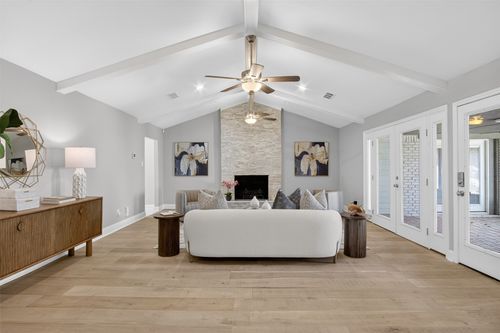 7631 Meadow Rd, Dallas, TX, 75230-4828 | Card Image