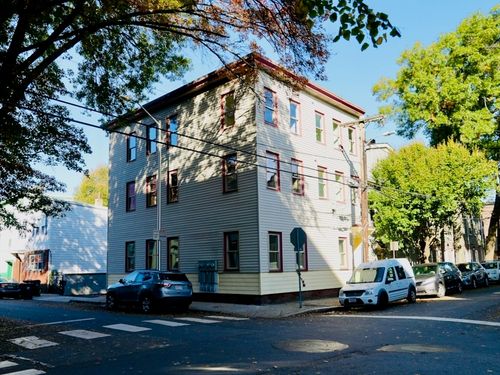 59 7th, Cambridge, MA, 02141 | Card Image