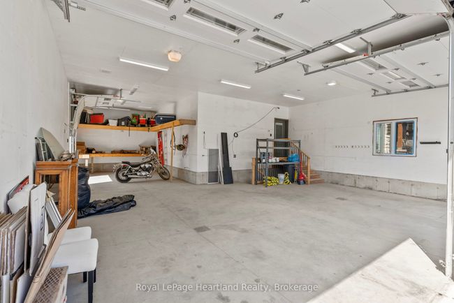 411 Jane St, House other with 7 bedrooms, 3 bathrooms and 10 parking in Palmerston ON | Image 45