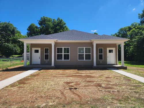 a-836 E 21st St, Hopkinsville, KY, 42240-4689 | Card Image