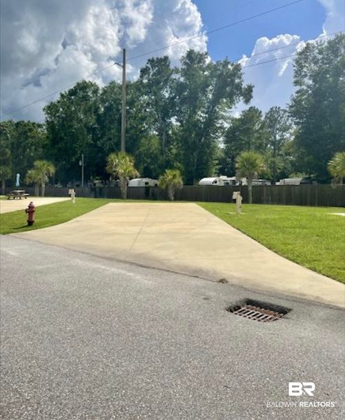 19558 County Road 8, Gulf Shores, AL, 36542-3291 | Card Image