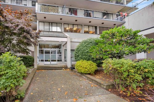 303-150 E 15th Street, North Vancouver, BC, V7L4N9 | Card Image