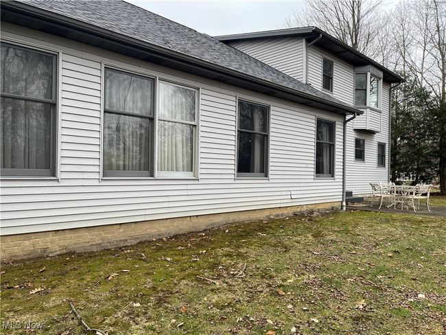 Shows the backyard and patio | Image 44
