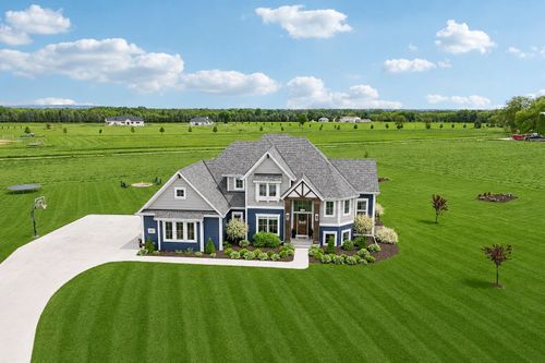 560 Cedar Ln, Summit, WI, 53066-9476 | Card Image