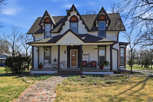 505 California St, Osage City, KS, 66523-1323 | Card Image