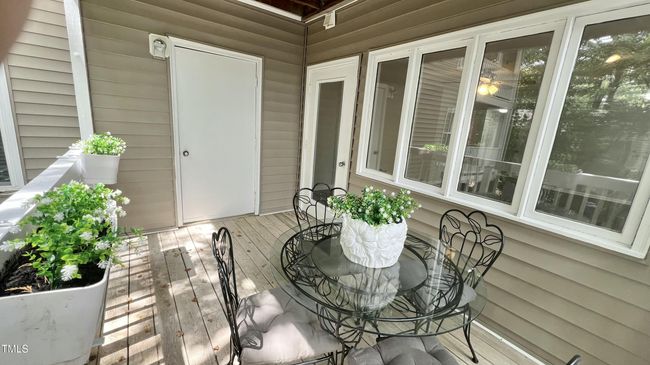 21 back porch | Image 30