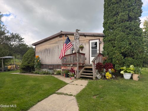 571 Little York Rd, Cobleskill, NY, 12043-4228 | Card Image