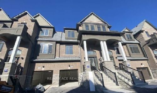 39 Selfridge Way, Whitby, ON, L1N2J5 | Card Image