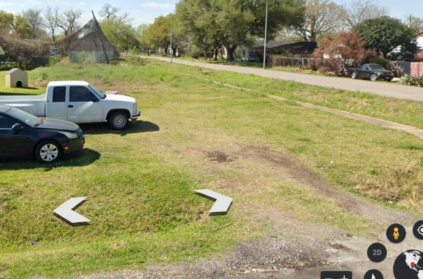Land in Houston 3