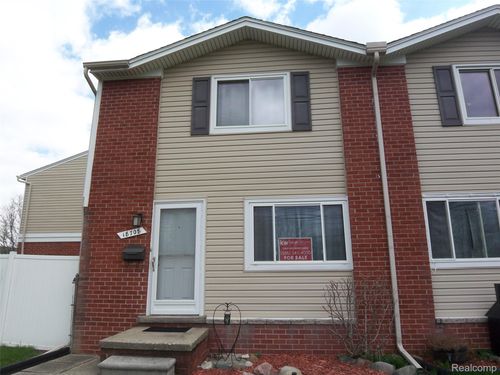 18708 Kendell Ct, Clinton Township, MI, 48035-2558 | Card Image