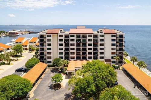 301-301 Port Royal Way, Pensacola, FL, 32502-5779 | Card Image